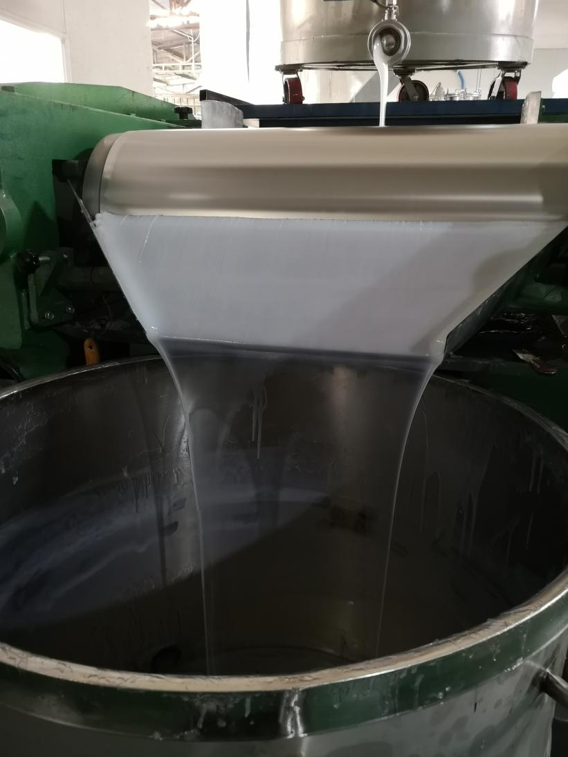 影響模具硅膠粘性因素有哪些？